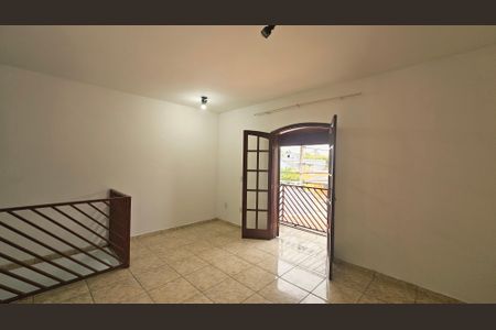 Casa à venda com 2 quartos, 189m² em Jardim das Tulipas, Jundiaí