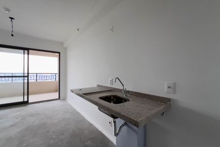 Cozinha de kitnet/studio à venda com 1 quarto, 28m² em Sacoma, São Paulo
