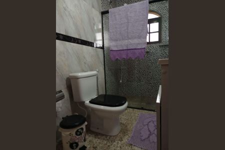 Banheiro da Suíte 1 de casa para alugar com 4 quartos, 500m² em Vila Aurea, Poá