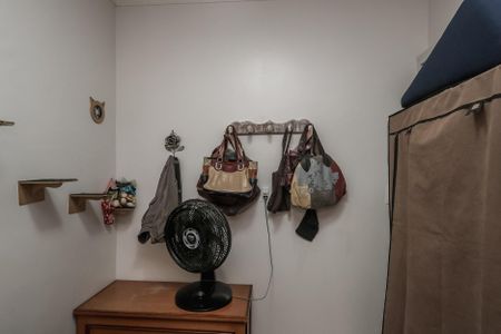 Quarto 1 de casa à venda com 2 quartos, 42m² em São João Batista, Belo Horizonte