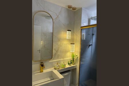 Banheiro de apartamento à venda com 2 quartos, 60m² em Paquetá, Belo Horizonte