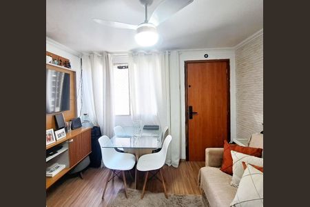 Sala de apartamento à venda com 2 quartos, 45m² em Conceicao, Osasco