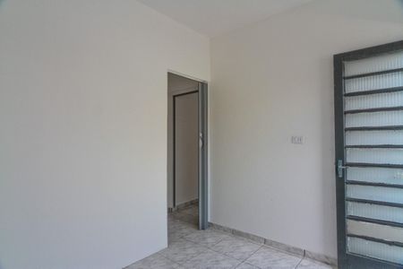 Sala de casa para alugar com 1 quarto, 60m² em Parque Maria Domitila, São Paulo