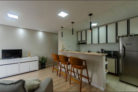 Sala de apartamento à venda com 2 quartos, 54m² em Vila Mangalot, São Paulo