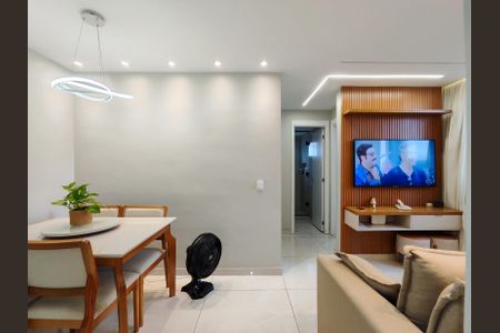 Sala de apartamento à venda com 2 quartos, 43m² em Imperial de São Cristóvão, Rio de Janeiro