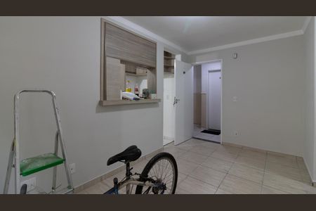 Sala de apartamento à venda com 2 quartos, 43m² em Jardim Santa Teresinha, São Paulo