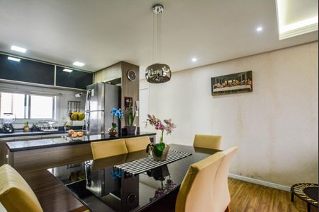 Sala de apartamento à venda com 3 quartos, 91m² em Vila Eldizia, Santo André