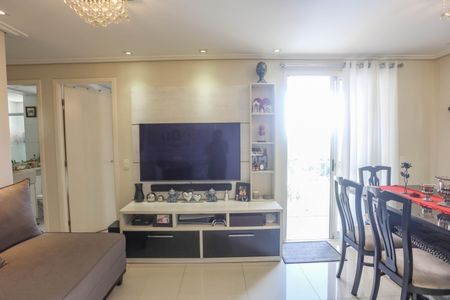 Sala de apartamento à venda com 2 quartos, 55m² em Piraporinha, Diadema
