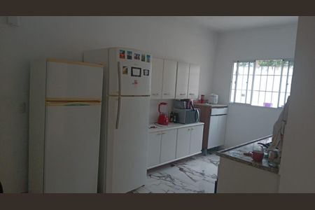 Casa à venda com 4 quartos, 200m² em Parque das Universidades, Campinas