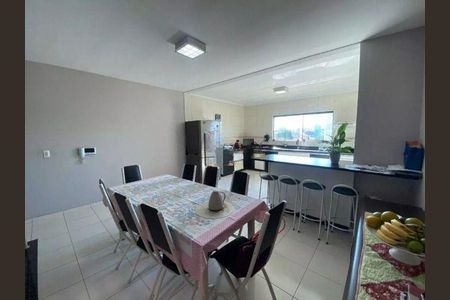 Casa à venda com 3 quartos, 420m² em São José, São Caetano do Sul