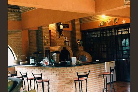 Casa à venda com 3 quartos, 480m² em Sousas, Campinas