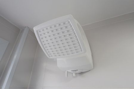 Banheiro de kitnet/studio à venda com 1 quarto, 26m² em Jardim São Paulo, São Paulo