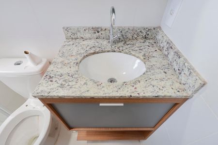 Banheiro de kitnet/studio à venda com 1 quarto, 26m² em Jardim São Paulo, São Paulo