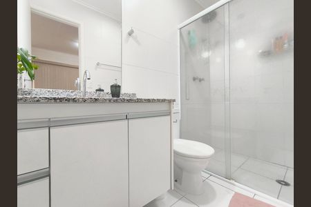 Banheiro de kitnet/studio à venda com 1 quarto, 48m² em Vila Arens, Jundiaí