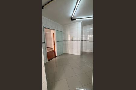 Cozinha de apartamento à venda com 3 quartos, 110m² em Jardim Chácara Inglesa, São Bernardo do Campo