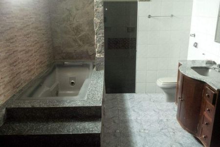 Casa à venda com 5 quartos, 325m² em Jardim Amoreiras, Campinas