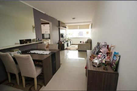 Sala de apartamento para alugar com 2 quartos, 67m² em Camaquã, Porto Alegre
