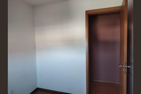 Quarto de apartamento à venda com 2 quartos, 44m² em Vila Barros, Guarulhos