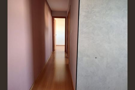Corredor de apartamento à venda com 2 quartos, 44m² em Vila Barros, Guarulhos