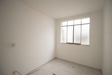 Quarto 2 de apartamento para alugar com 2 quartos, 55m² em Rocha, São Gonçalo