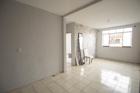 Sala de apartamento para alugar com 2 quartos, 55m² em Rocha, São Gonçalo