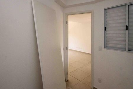 Quarto 01 de apartamento para alugar com 2 quartos, 38m² em Cidade Líder, São Paulo