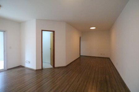 Sala de apartamento para alugar com 3 quartos, 129m² em Olímpico, São Caetano do Sul