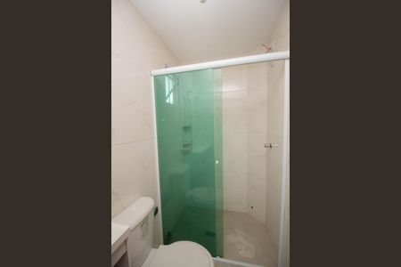 Banheiro de apartamento para alugar com 1 quarto, 42m² em Moinho Velho, São Paulo