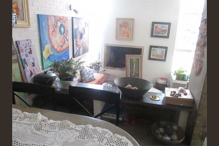 Casa à venda com 3 quartos, 200m² em Vila Santana, São Paulo