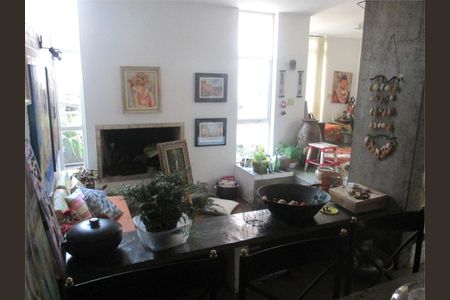 Casa à venda com 3 quartos, 200m² em Vila Santana, São Paulo