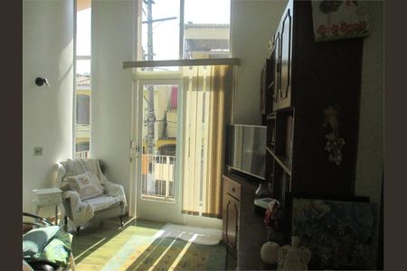 Casa à venda com 3 quartos, 200m² em Vila Santana, São Paulo