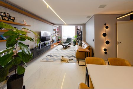 Sala de apartamento à venda com 3 quartos, 110m² em Belvedere, Belo Horizonte