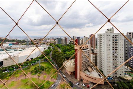 Vista de apartamento à venda com 3 quartos, 110m² em Belvedere, Belo Horizonte