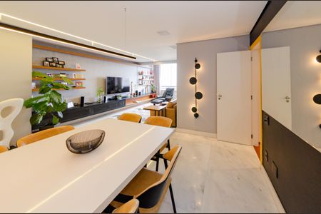 Sala de apartamento à venda com 3 quartos, 110m² em Belvedere, Belo Horizonte