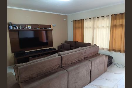 Casa para alugar com 3 quartos, 170m² em Vila Salete, São Paulo