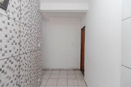 Cozinha de casa para alugar com 1 quarto, 40m² em Jardim Felicidade (zona Norte), São Paulo