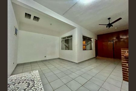 Casa à venda com 3 quartos, 480m² em Alto do Pari, São Paulo