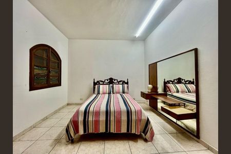 Casa à venda com 3 quartos, 480m² em Alto do Pari, São Paulo