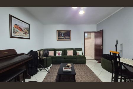 Sala de casa para alugar com 2 quartos, 189m² em Vila Guaraciaba, Santo André