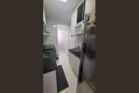 Cozinha de apartamento à venda com 2 quartos, 57m² em Vila Nova Jundiainopolis, Jundiaí