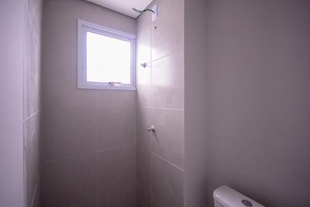 Banheiro de apartamento para alugar com 1 quarto, 24m² em Vila Nair, São Paulo