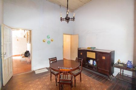 Sala de casa à venda com 3 quartos, 160m² em São Domingos, Niterói