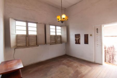 Sala de casa à venda com 3 quartos, 160m² em São Domingos, Niterói