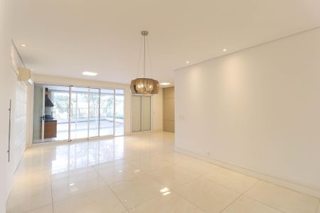 Sala de apartamento à venda com 2 quartos, 260m² em Tremembé, São Paulo