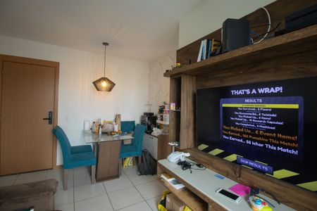 Sala de apartamento para alugar com 2 quartos, 55m² em Estrela do Norte, São Gonçalo