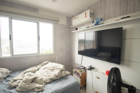 Suíte de apartamento para alugar com 2 quartos, 55m² em Estrela do Norte, São Gonçalo