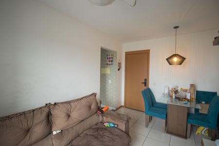 Sala de apartamento para alugar com 2 quartos, 55m² em Estrela do Norte, São Gonçalo