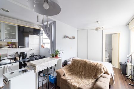 Sala/Quarto de kitnet/studio à venda com 1 quarto, 26m² em Santana, Porto Alegre