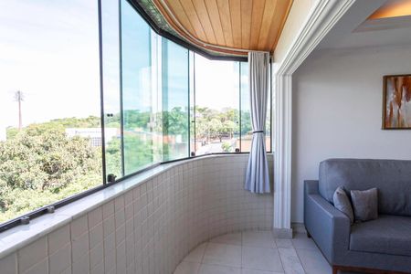 Varanda da sala de apartamento para alugar com 4 quartos, 364m² em São José, Belo Horizonte