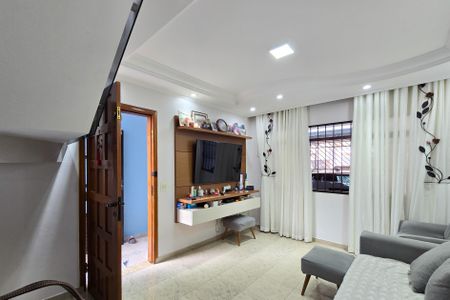 Sala de casa à venda com 3 quartos, 223m² em Parque das Árvores, São Bernardo do Campo